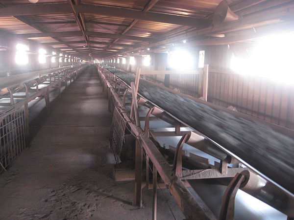 我公司皮帶機(jī)的運(yùn)作